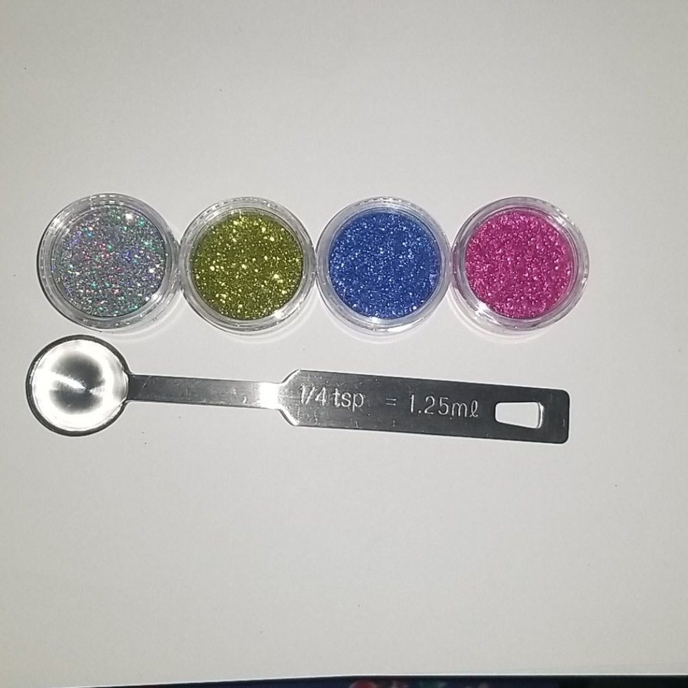 MAC COSMETICS GLITTER SAMPLE SET - Picture 2 of 4